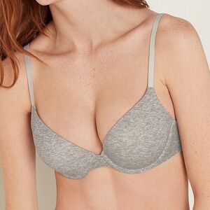 PINK WEAR EVERYWHERE
WEAR EVERYWHERE PUSH-UP‎ BRA